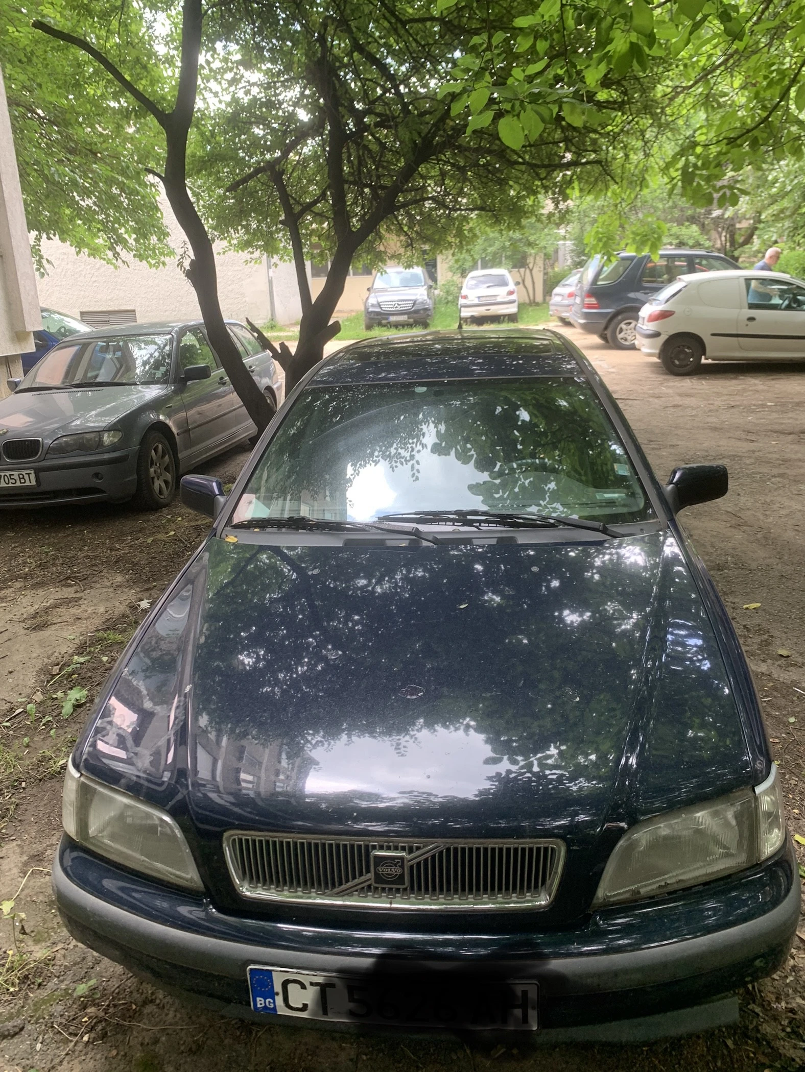 Volvo V40  - изображение 2
