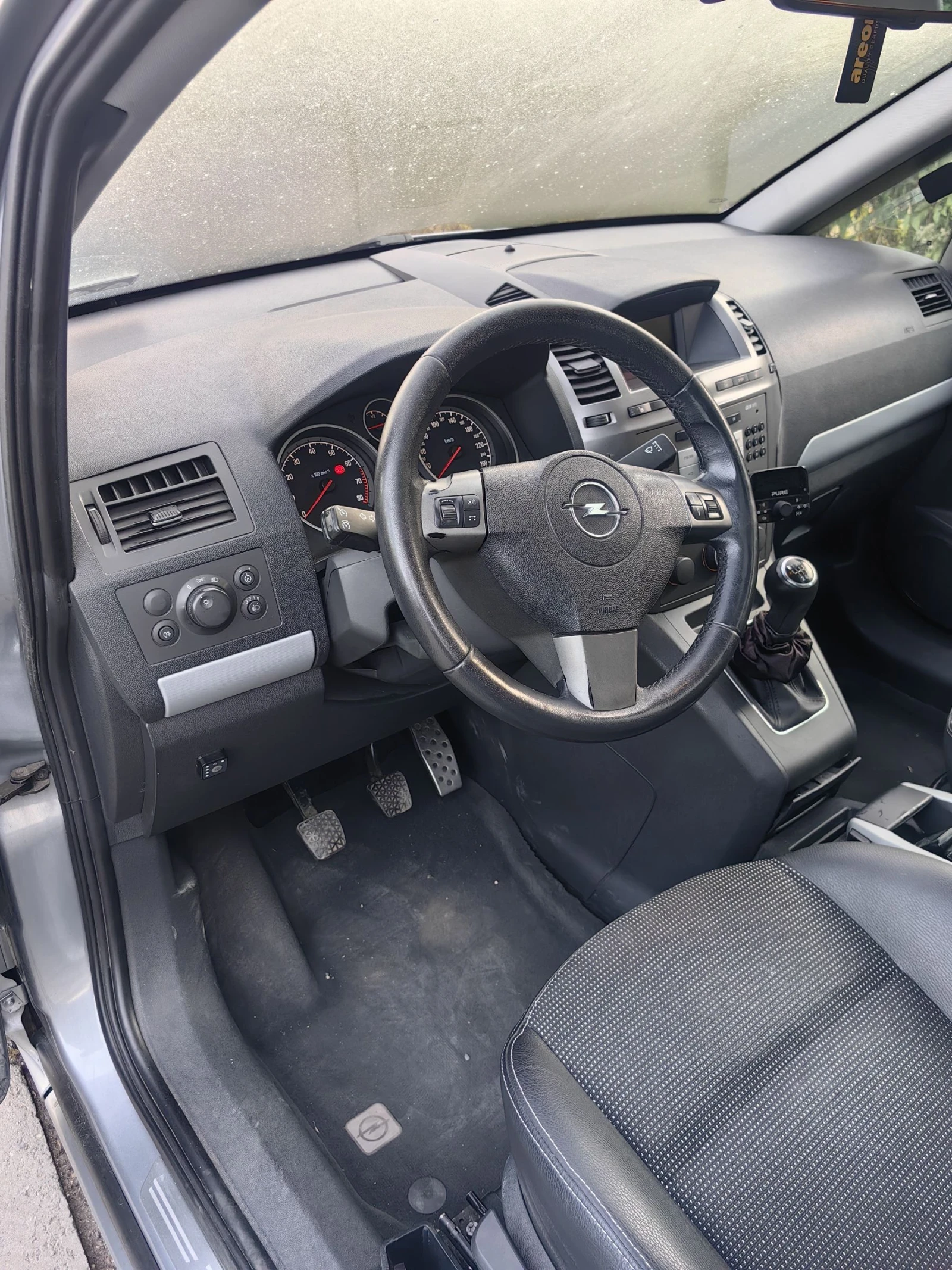 Opel Zafira 2.0T | Mobile.bg   13