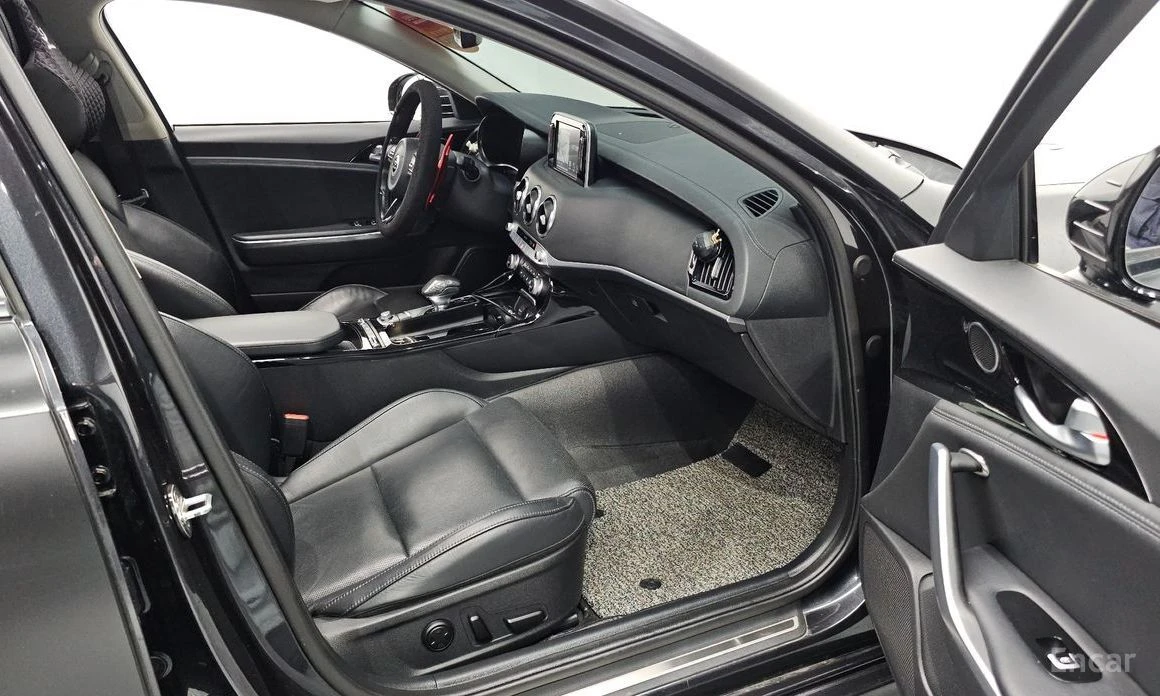 Kia Stinger  - изображение 10