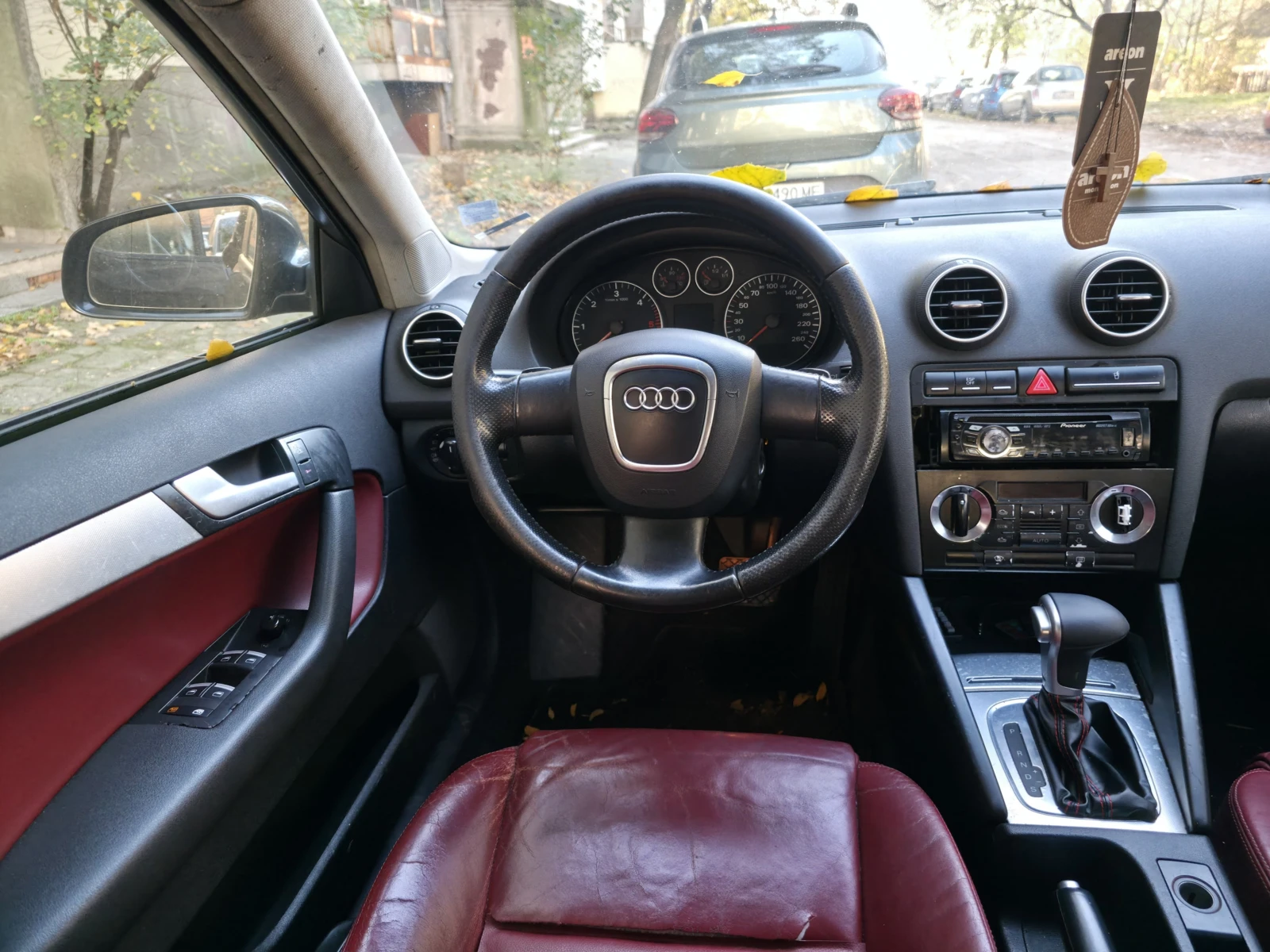 Audi A3 Sportback 2.0 TDI 16V DSG - изображение 10