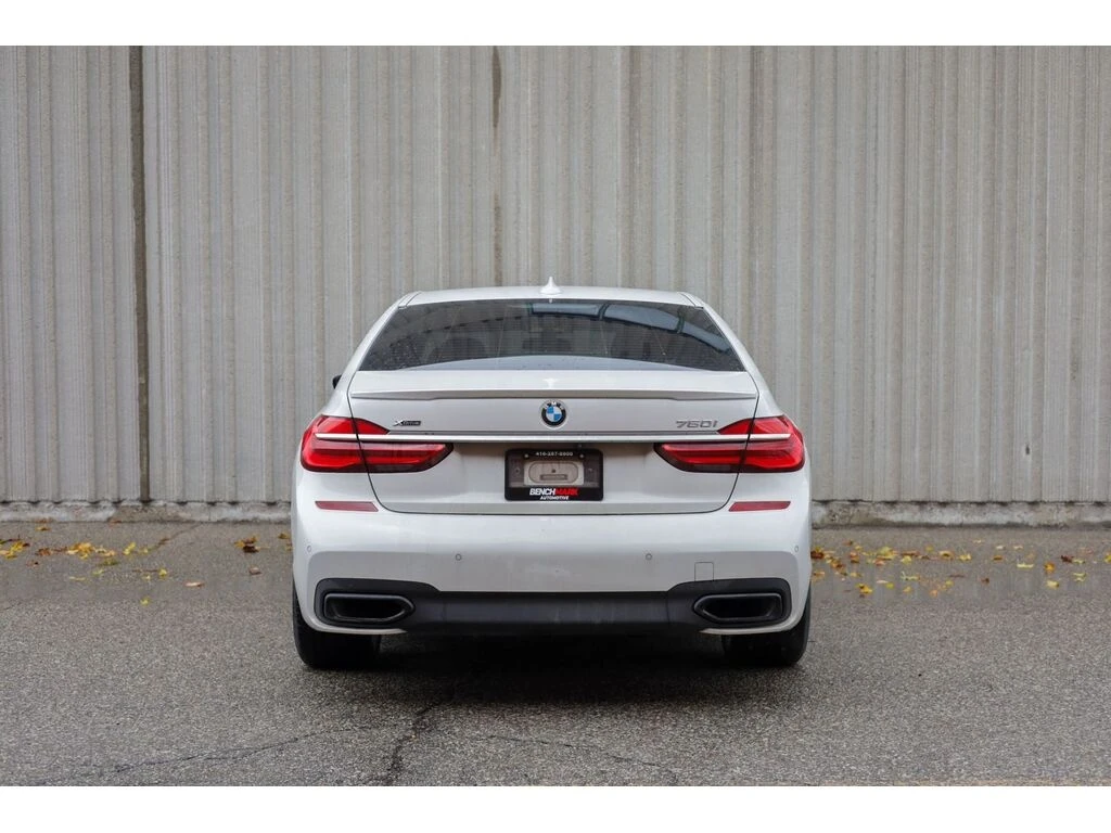 BMW 750 * 750i xDrive Sedan * CARFAX * ЦЕНА ДО БГ - изображение 5