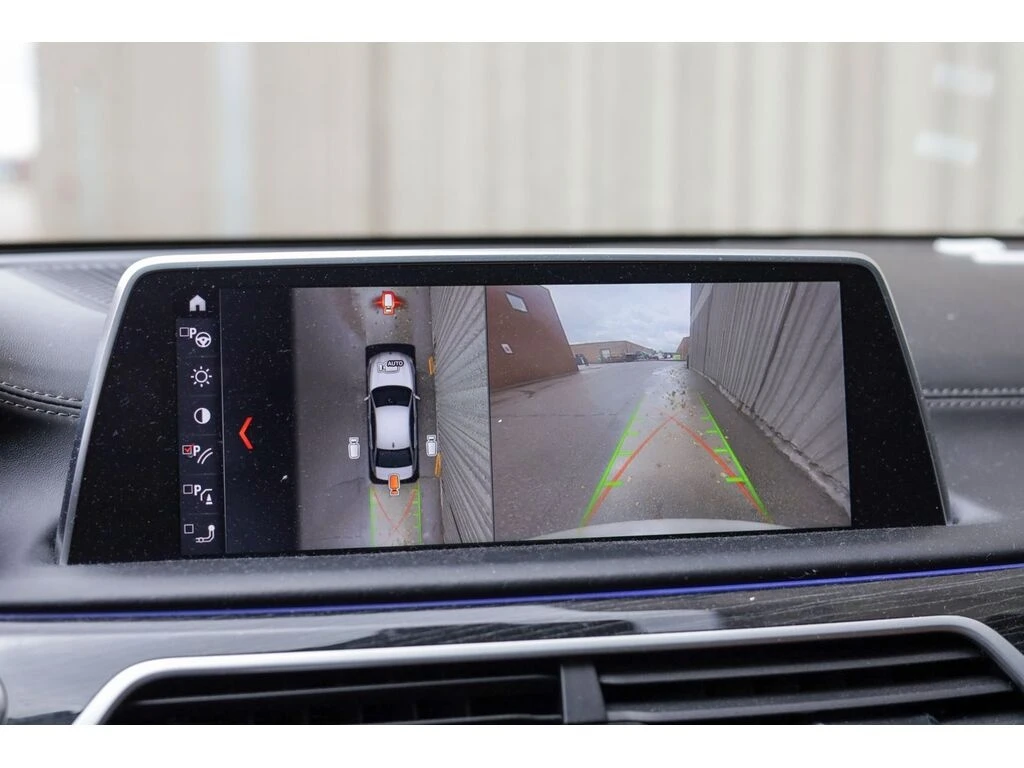 BMW 750 * 750i xDrive Sedan * CARFAX * ���� �� �� | Mobile.bg � ����������� 16