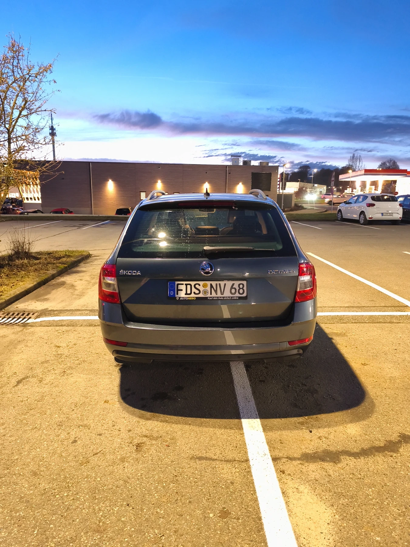 Skoda Octavia 2.0 TDI 150P.S РЕАЛНИ КИЛОМЕТРИ гаранция  - изображение 8