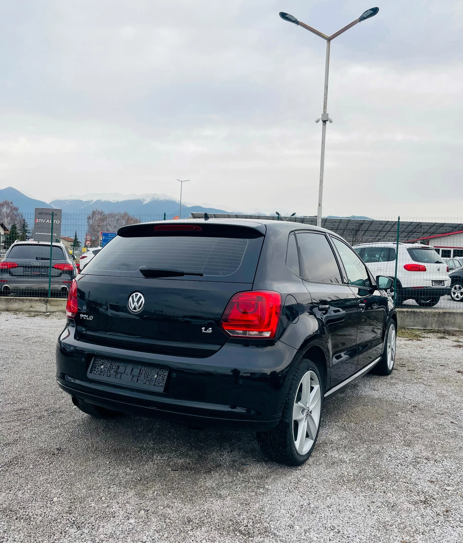 VW Polo 1.4 Highline * АВТОМАТИК DSG* Сервизна история*  - изображение 5