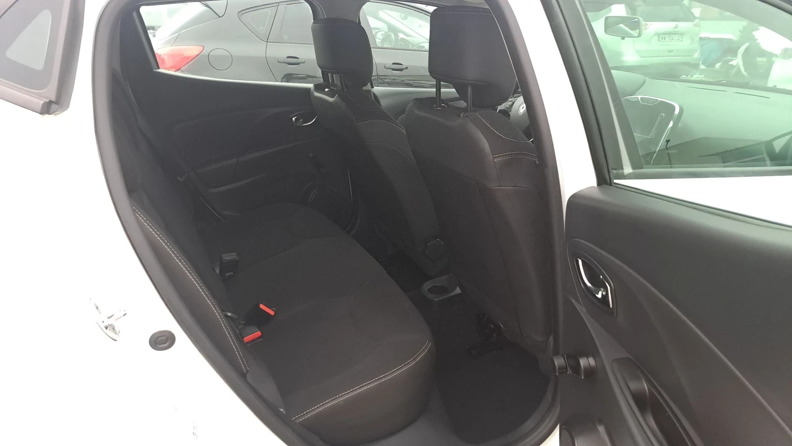 Renault Clio 1.2 i | Mobile.bg � ����������� 12
