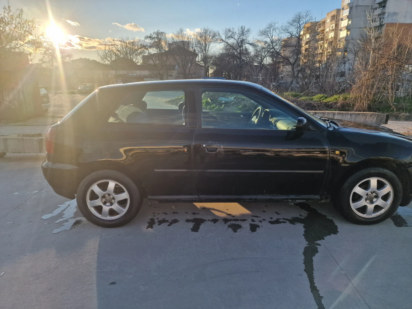 Audi A3 1.6i с газ - изображение 3