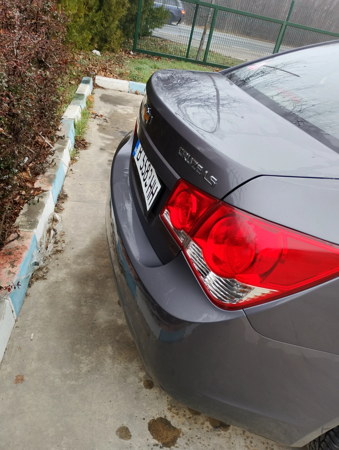 Chevrolet Cruze 1.6LS, снимка 2 - Автомобили и джипове - 54116179