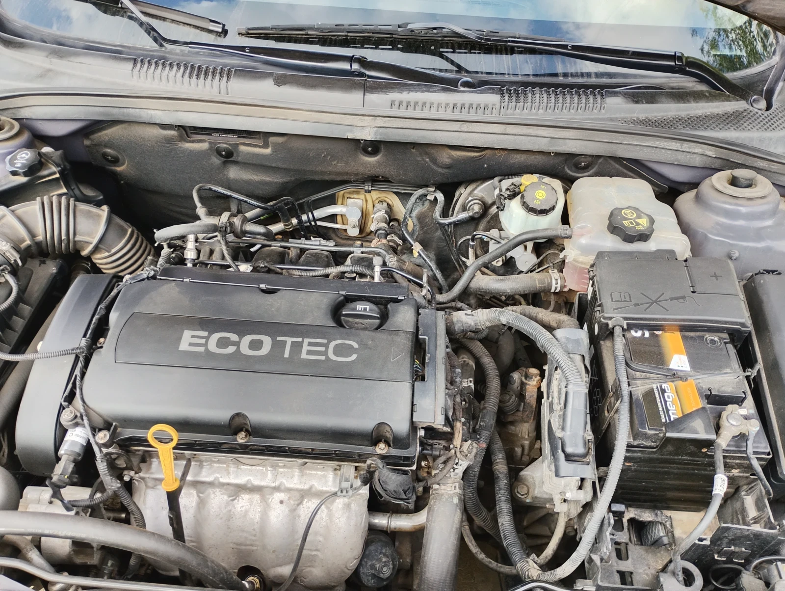 Chevrolet Cruze 1.6LS, снимка 11 - Автомобили и джипове - 54116179