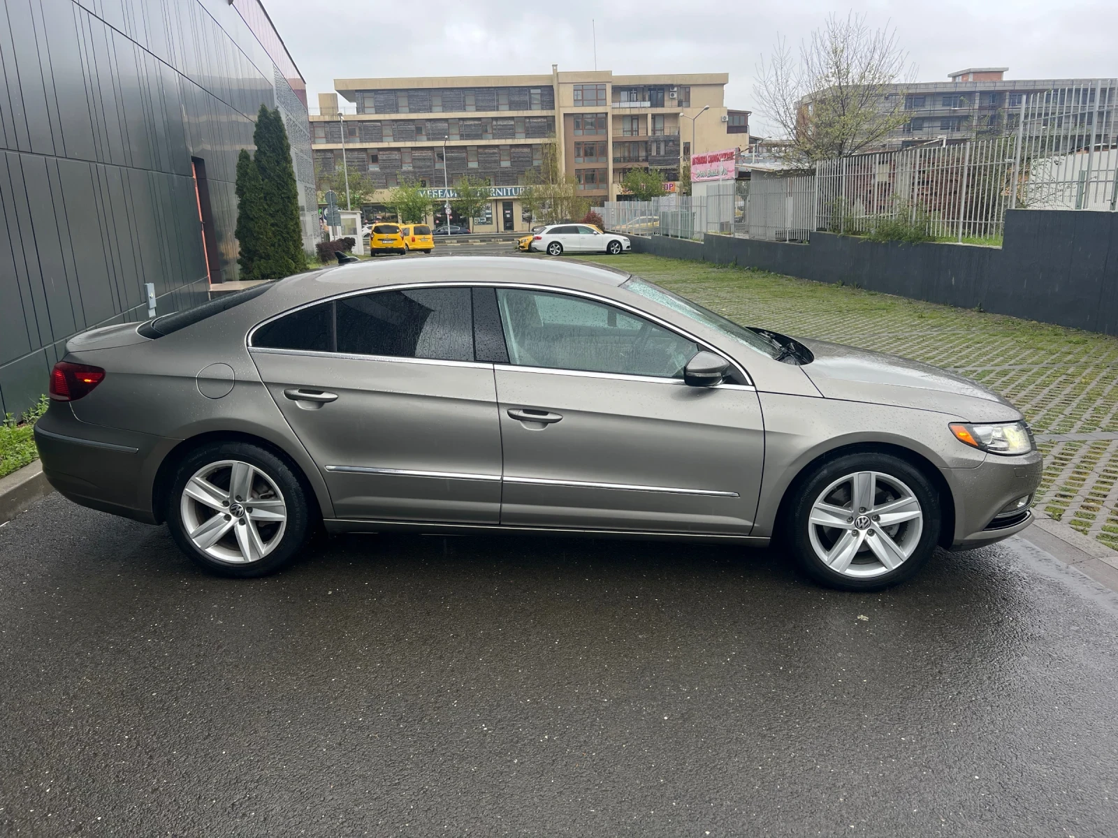 VW CC Sport , снимка 3 - Автомобили и джипове - 54269810