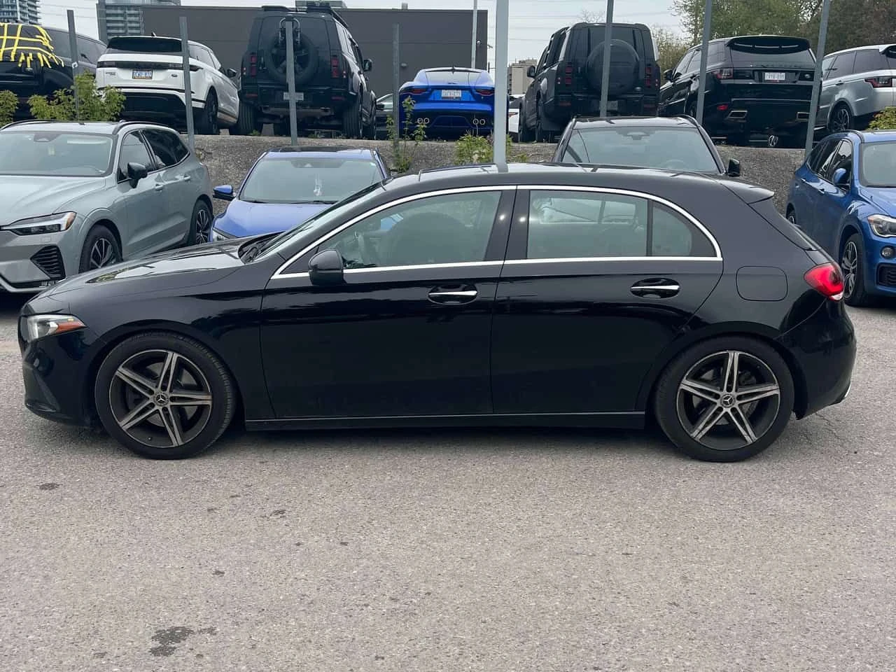 Mercedes-Benz A 250 2 ЧИФТА ГУМИ С ДЖАНТИ , снимка 15 - Автомобили и джипове - 54539882