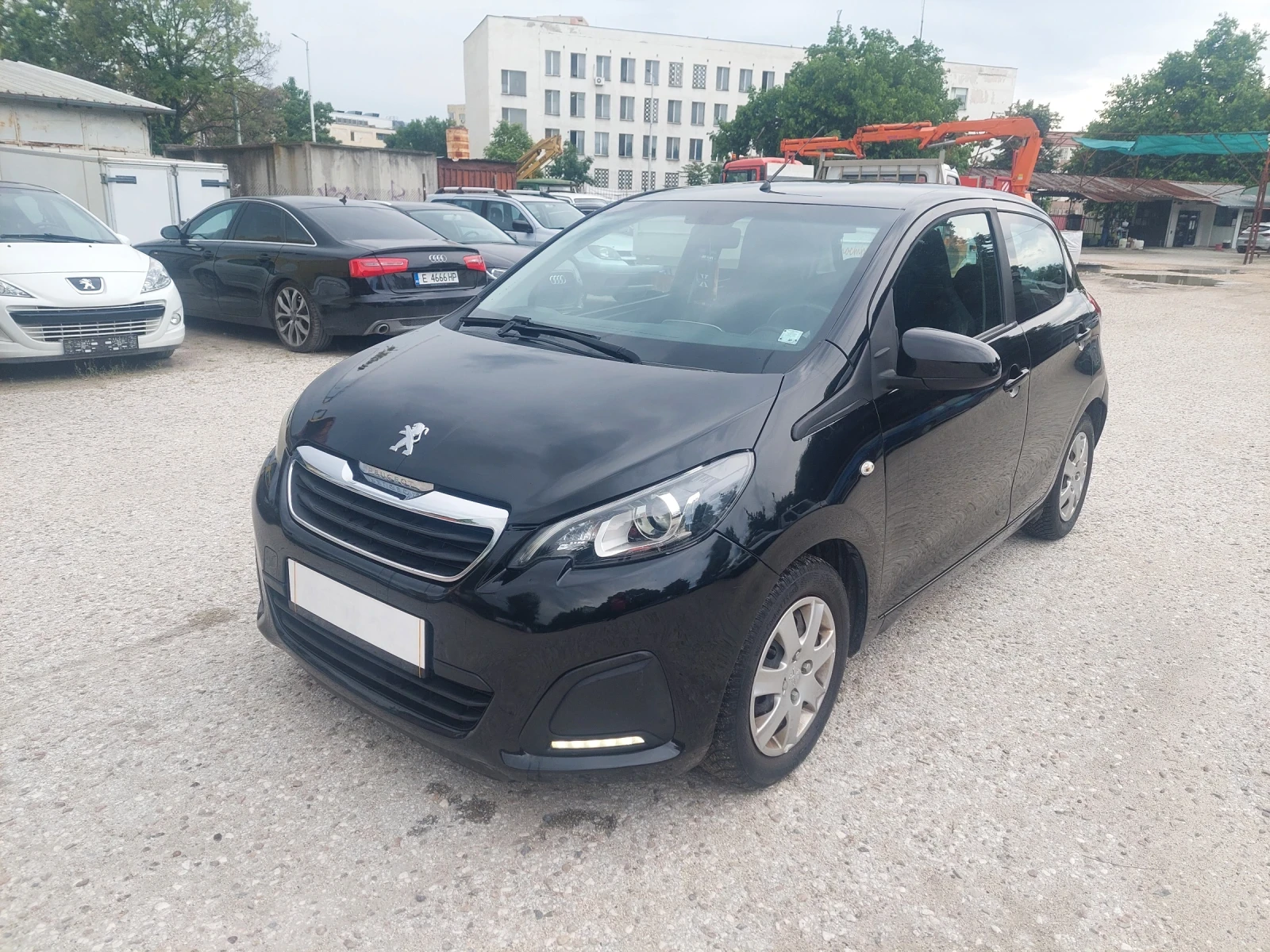 Peugeot 108 1.0, снимка 2 - Автомобили и джипове - 54785828