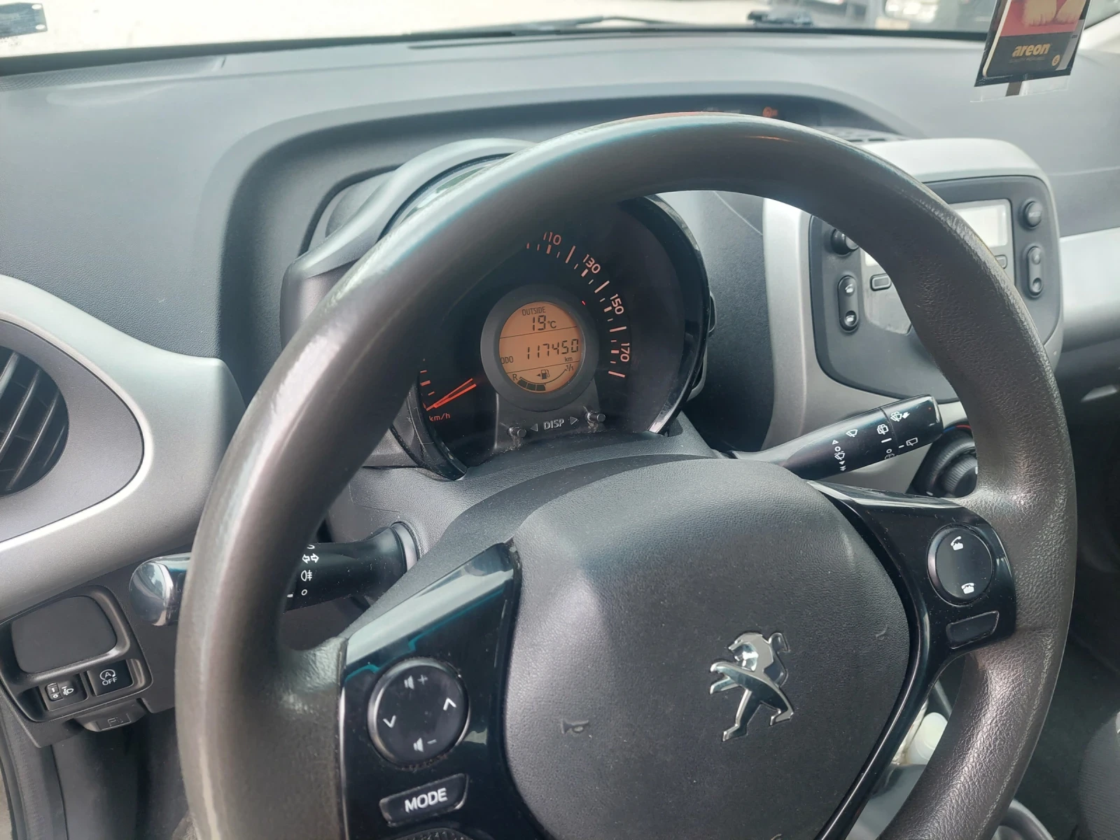 Peugeot 108 1.0, снимка 5 - Автомобили и джипове - 54785828
