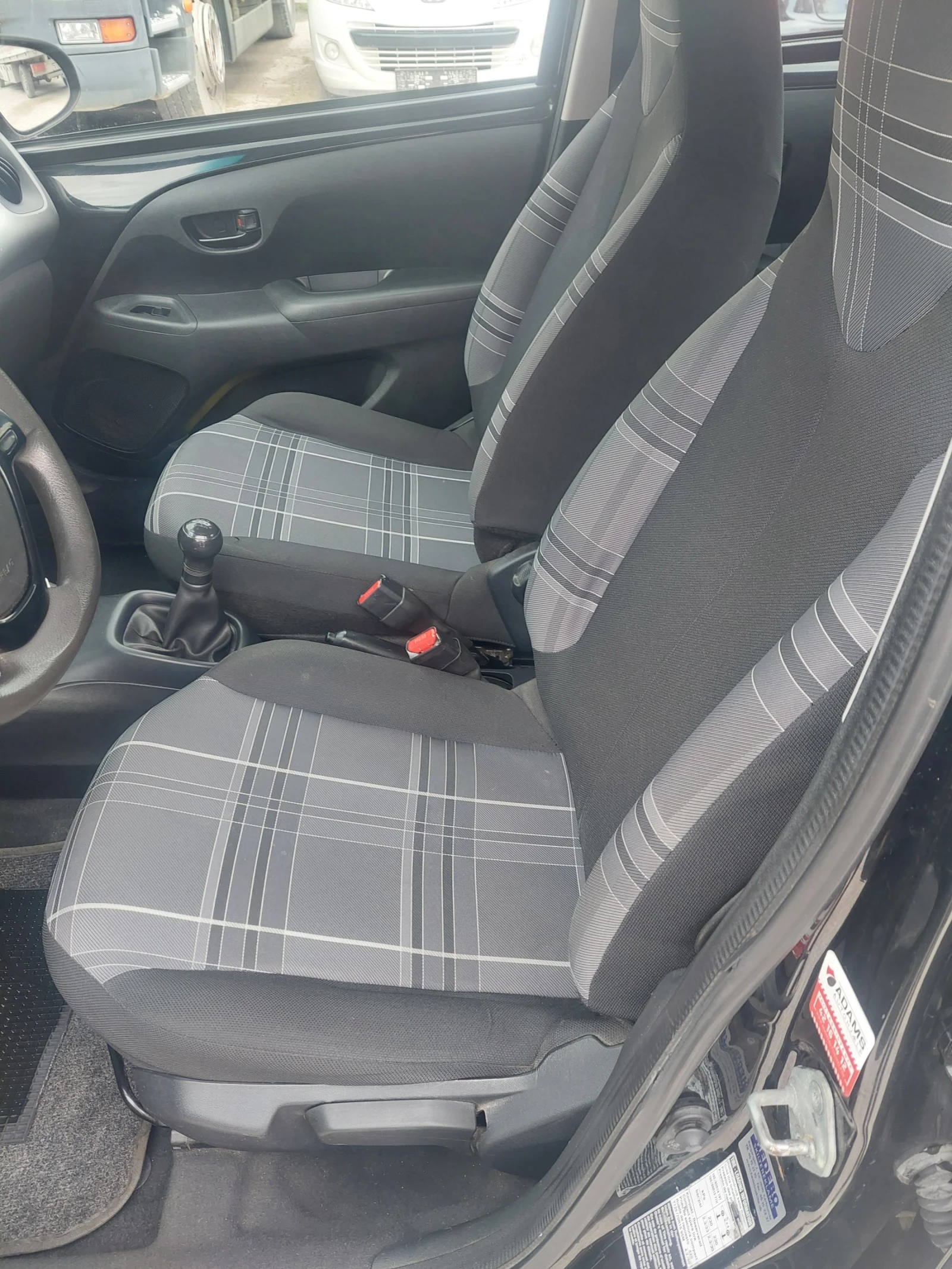 Peugeot 108 1.0, снимка 7 - Автомобили и джипове - 54785828