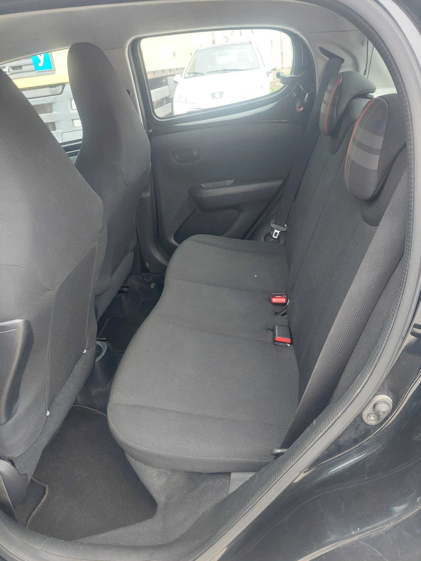 Peugeot 108 1.0, снимка 12 - Автомобили и джипове - 54785828