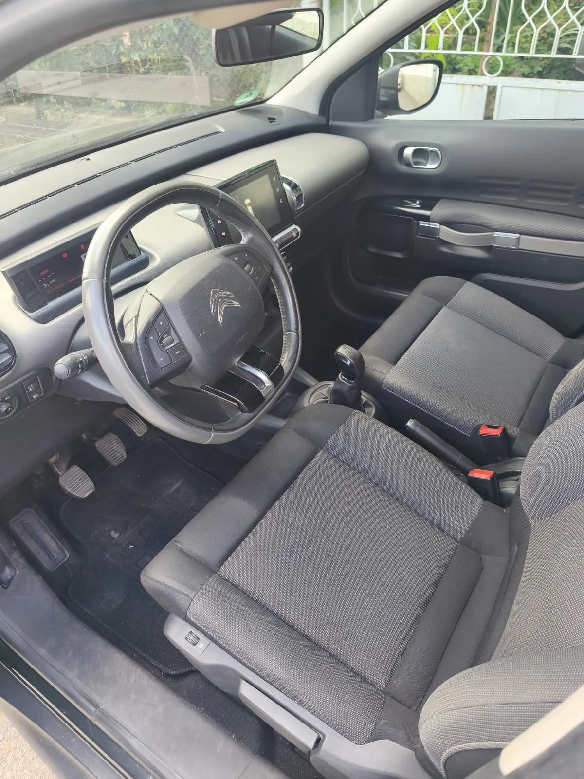 Citroen C4 Cactus, снимка 8 - Автомобили и джипове - 54899389