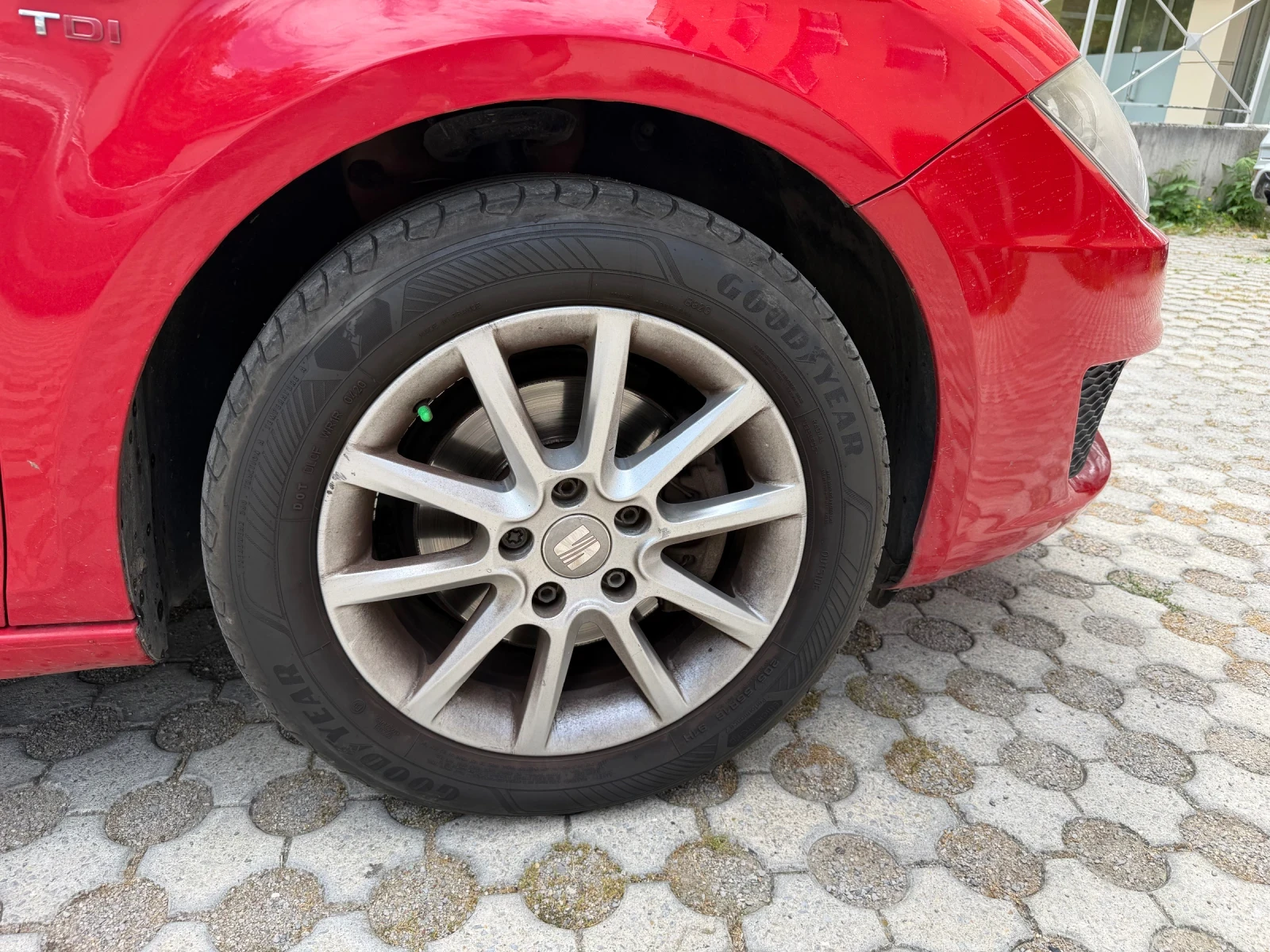 Seat Leon, снимка 16 - Автомобили и джипове - 55262708