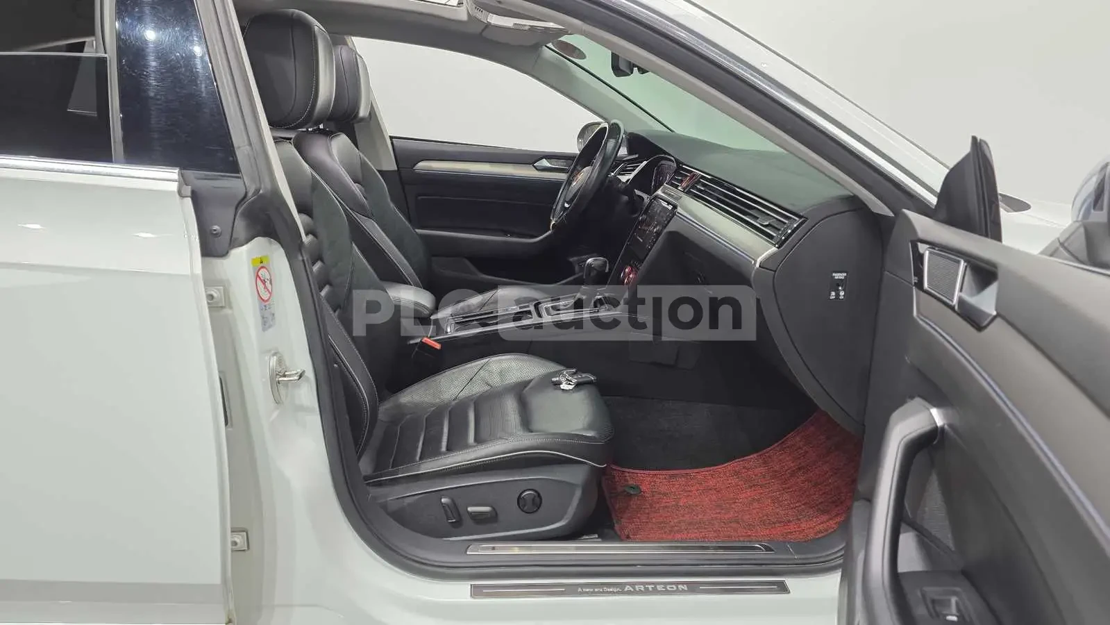 VW Arteon 2.0TDI PRESTIGE /PANORAMA/360CAM/FULL | Mobile.bg � ����������� 16