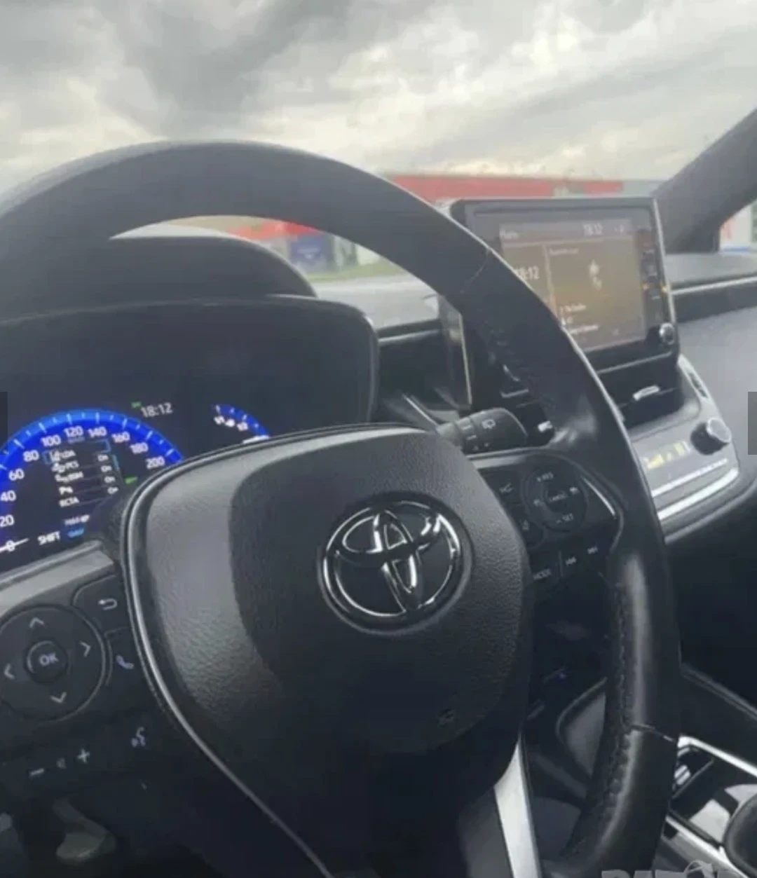 Toyota Corolla, снимка 7 - Автомобили и джипове - 55389271