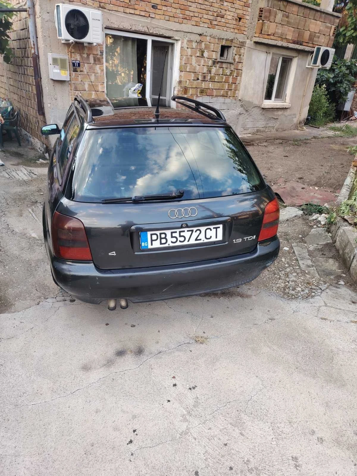 Audi A4 Комби , снимка 2 - Автомобили и джипове - 55621145