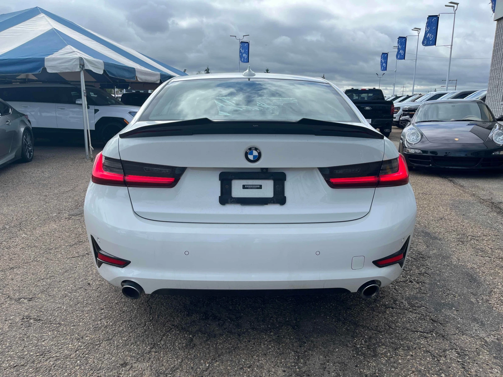 BMW 330 * xDrive * CARFAX * ОПЦИЯ ЗА ФИНАНСИРАНЕ, снимка 4 - Автомобили и джипове - 55954918