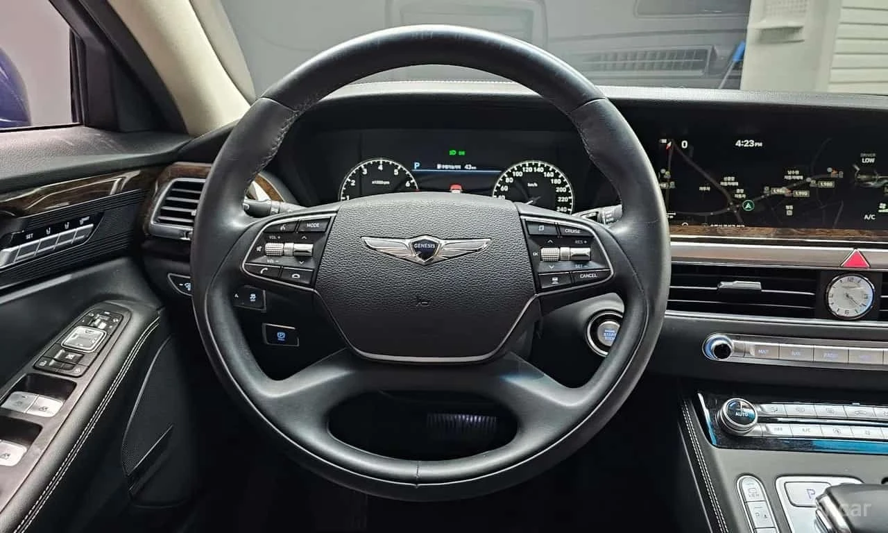Genesis G90 * 3.3 T AWD * ���� �� �� | Mobile.bg � ����������� 13