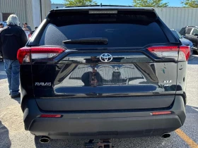 Toyota Rav4 * XLE * АВТОКРЕДИТ * ГЛАВНО ПРЕДСТАВИТЕЛСТО, снимка 5