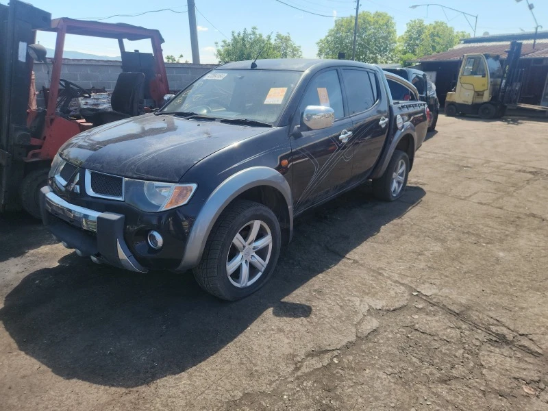 Mitsubishi L200 2.5d, снимка 2 - Автомобили и джипове - 45492332