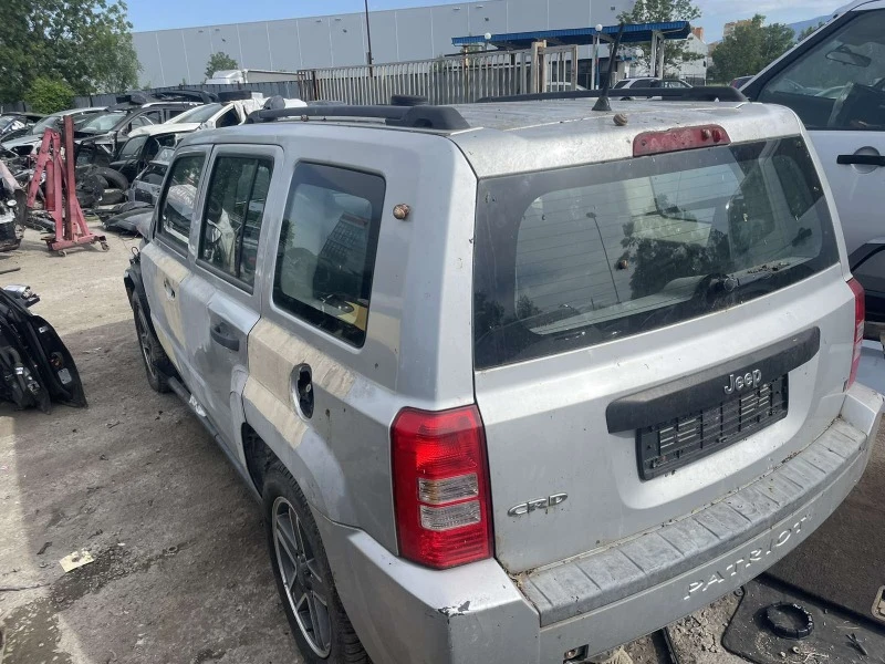 Jeep Patriot 2.0CRDI TIP BWD, снимка 4 - Автомобили и джипове - 46081355