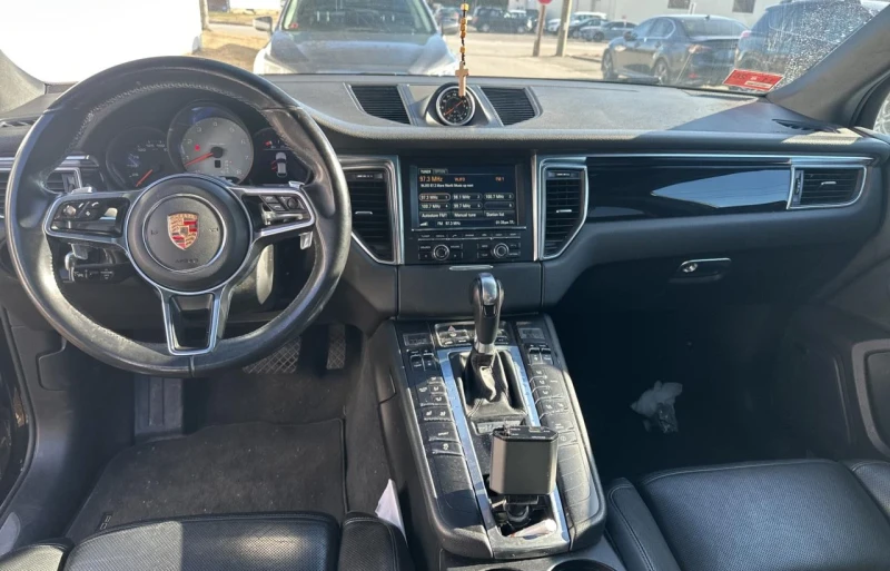 Porsche Macan, снимка 5 - Автомобили и джипове - 49240455