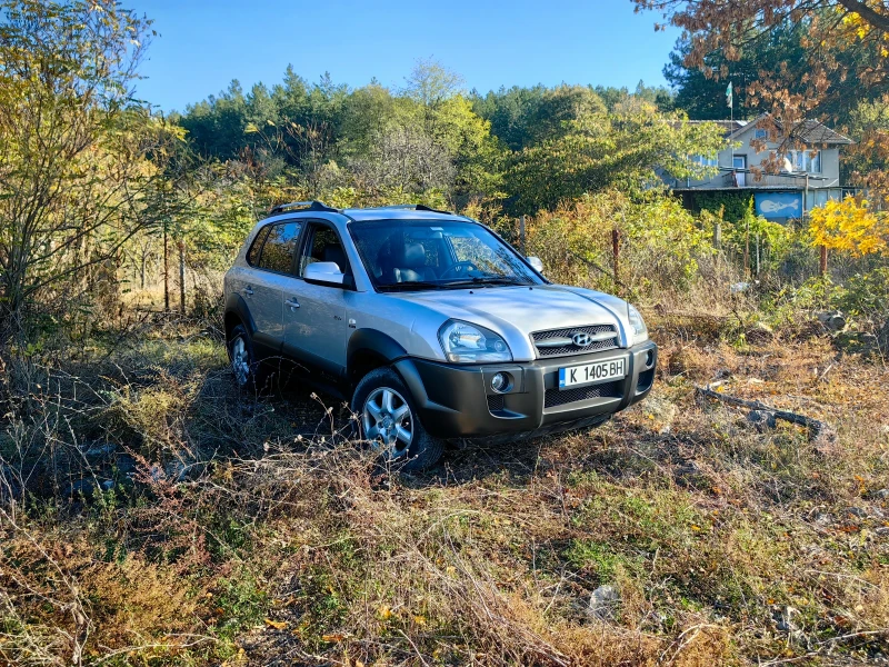 Hyundai Tucson 2.0 crdi, снимка 5 - Автомобили и джипове - 53101074