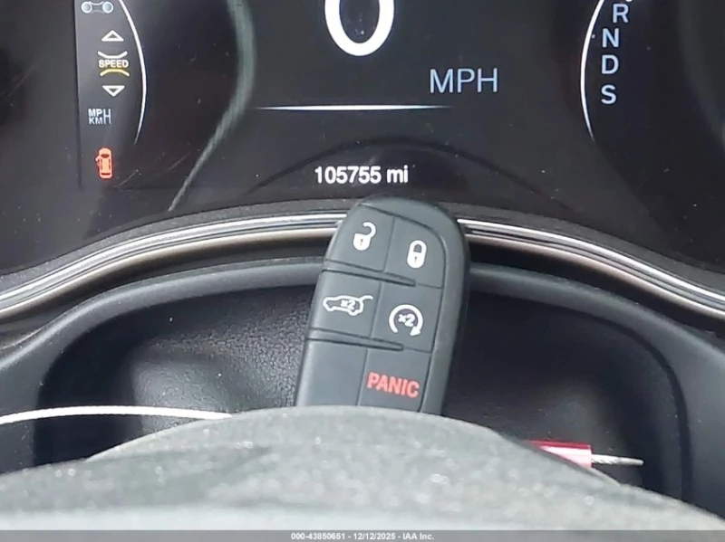 Jeep Grand cherokee 3.6l Summit, снимка 11 - Автомобили и джипове - 53193613