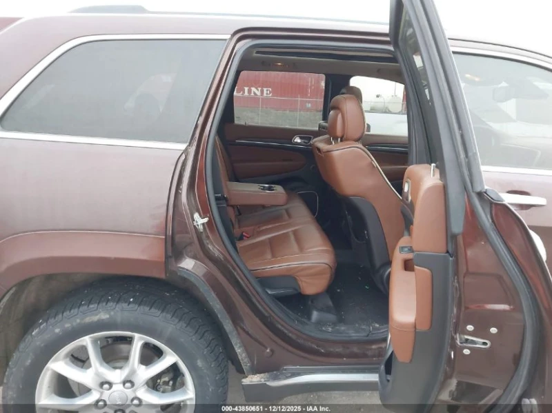 Jeep Grand cherokee 3.6l Summit, снимка 8 - Автомобили и джипове - 53193613