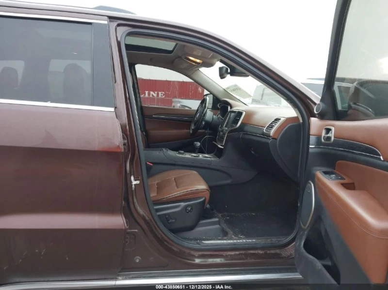 Jeep Grand cherokee 3.6l Summit, снимка 5 - Автомобили и джипове - 53193613