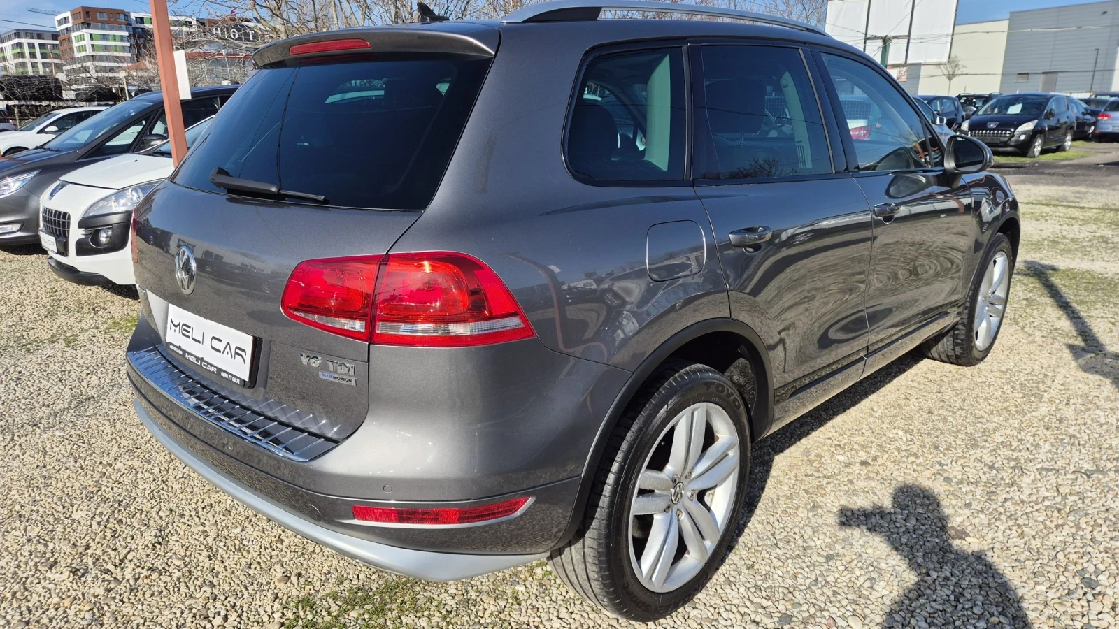 VW Touareg 3.0TDI R- LINE 100%РЕАЛНИ КМ!360% КАМЕРА ВИДЕО  - изображение 4