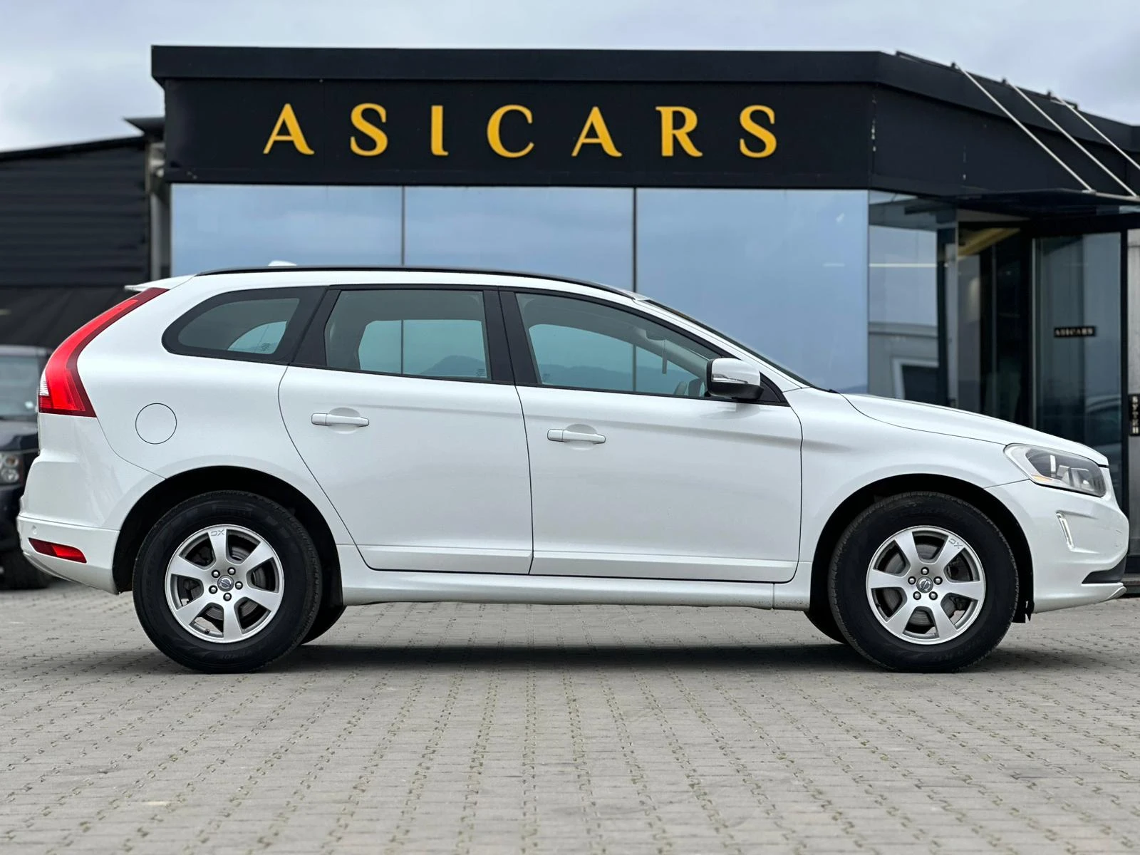 Volvo XC60 / 2.0D / FACELIFT / BUSINESS / | Mobile.bg � ����������� 6