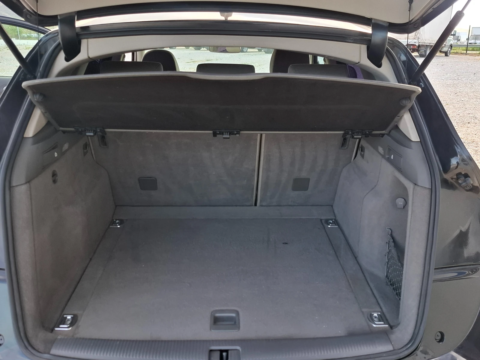 Audi Q5 2.0TDI/quattro/Euro5A, снимка 16 - Автомобили и джипове - 54325360