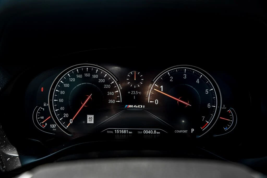 BMW X4 M40I| DISTRONIC| HARMAN| PANO| 360, снимка 10 - Автомобили и джипове - 54599565