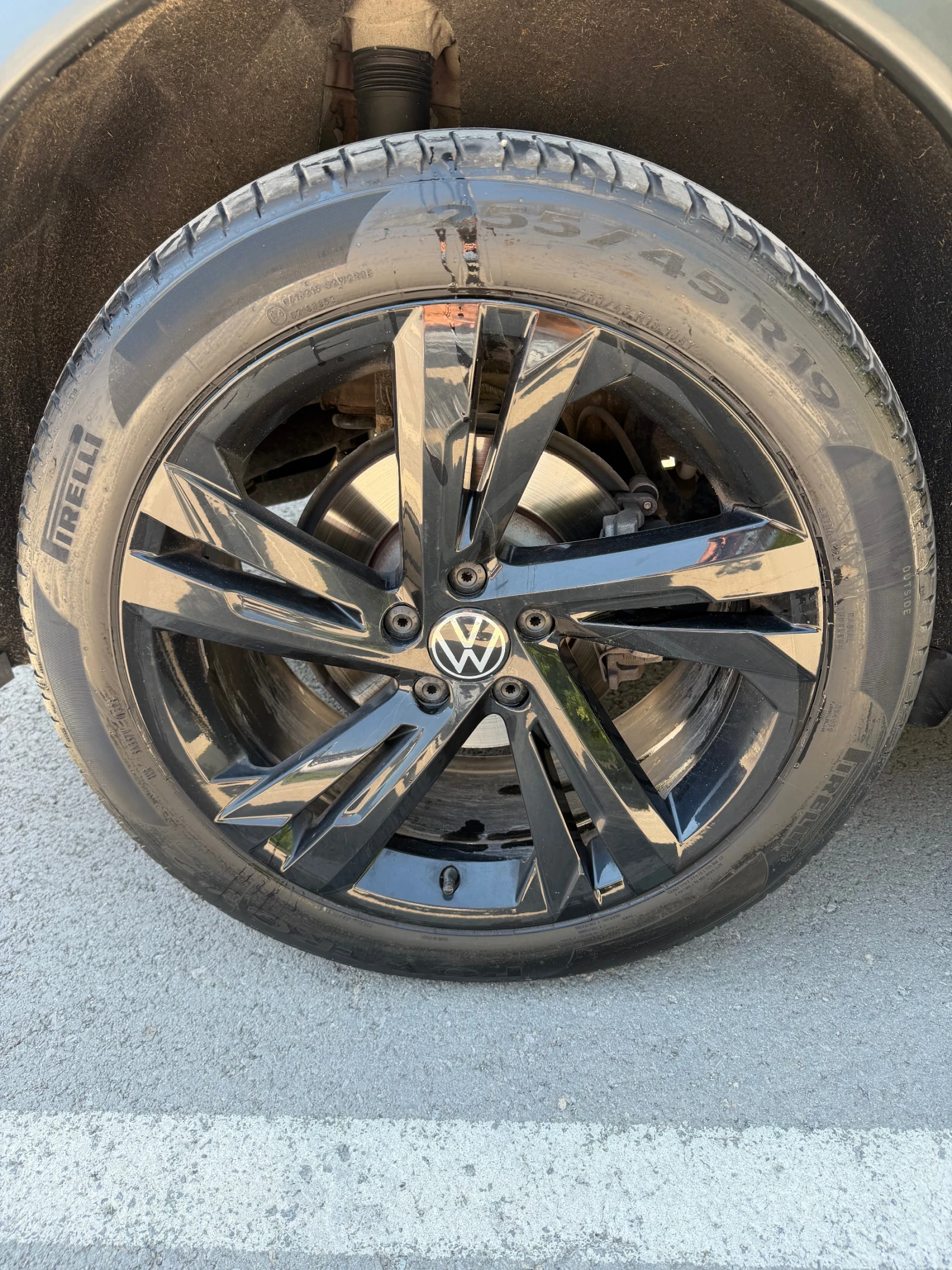 VW Tiguan Allspace Tiguan LWB PA R-line 2.0 TDI 4MOTION DSG, снимка 7 - Автомобили и джипове - 54755914