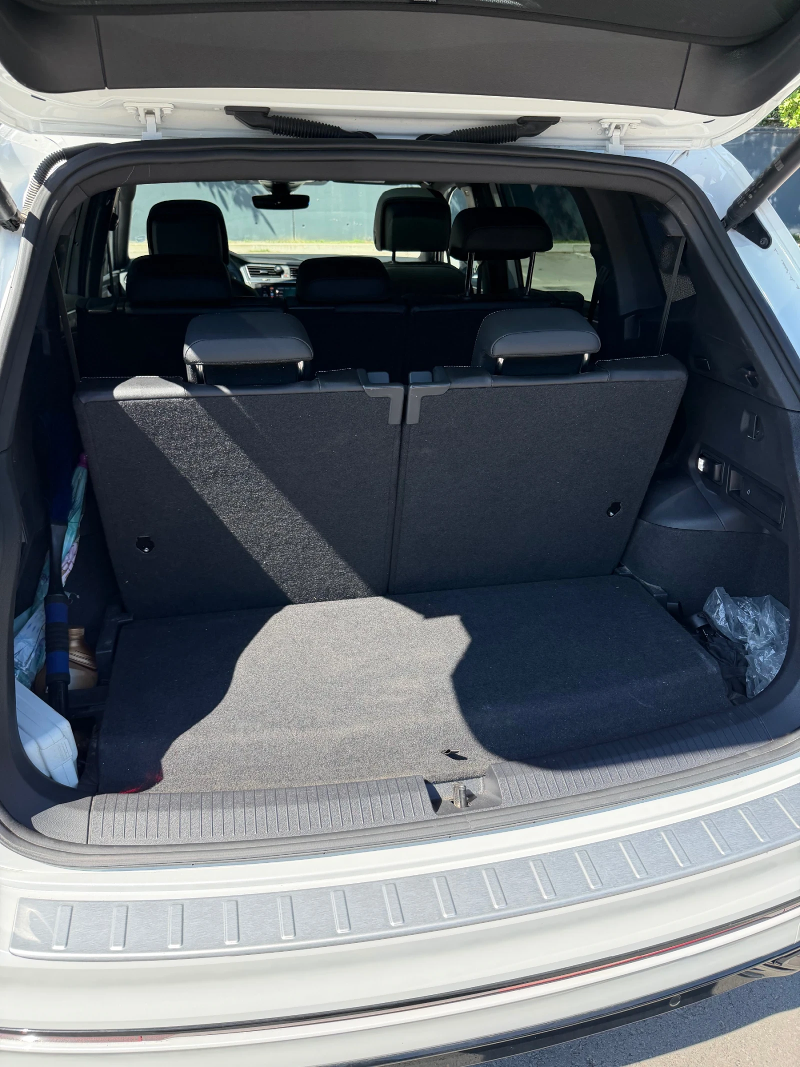 VW Tiguan Allspace Tiguan LWB PA R-line 2.0 TDI 4MOTION DSG, снимка 12 - Автомобили и джипове - 54755914