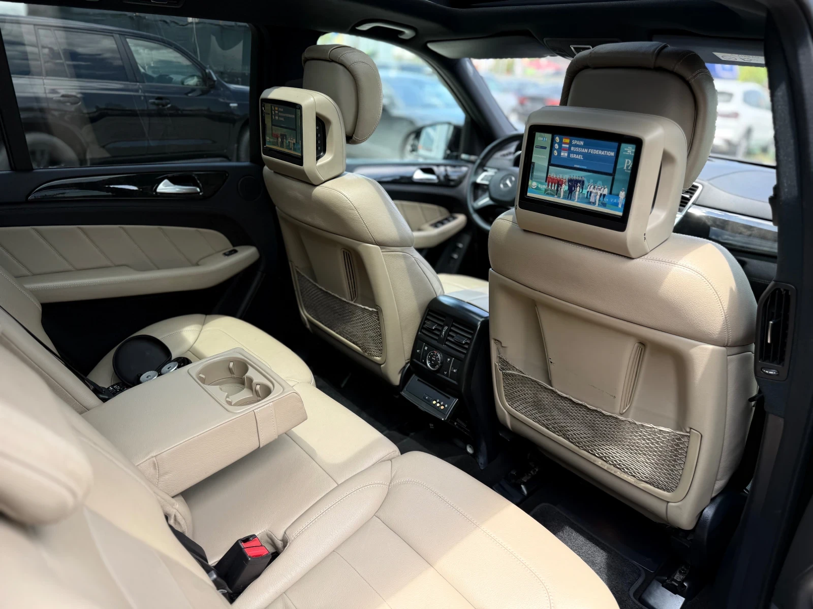 Mercedes-Benz GL 350 AMG FULL 3xTV PANO 7m 11.2015g, снимка 16 - Автомобили и джипове - 55172754