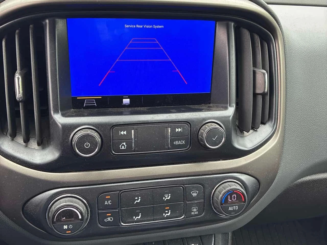 Chevrolet Colorado * 4WD Z71 * АВТОКРЕДИТ БЕЗ ПЪРВОНАЧАЛНА ВНОСКА* , снимка 15 - Автомобили и джипове - 55693879