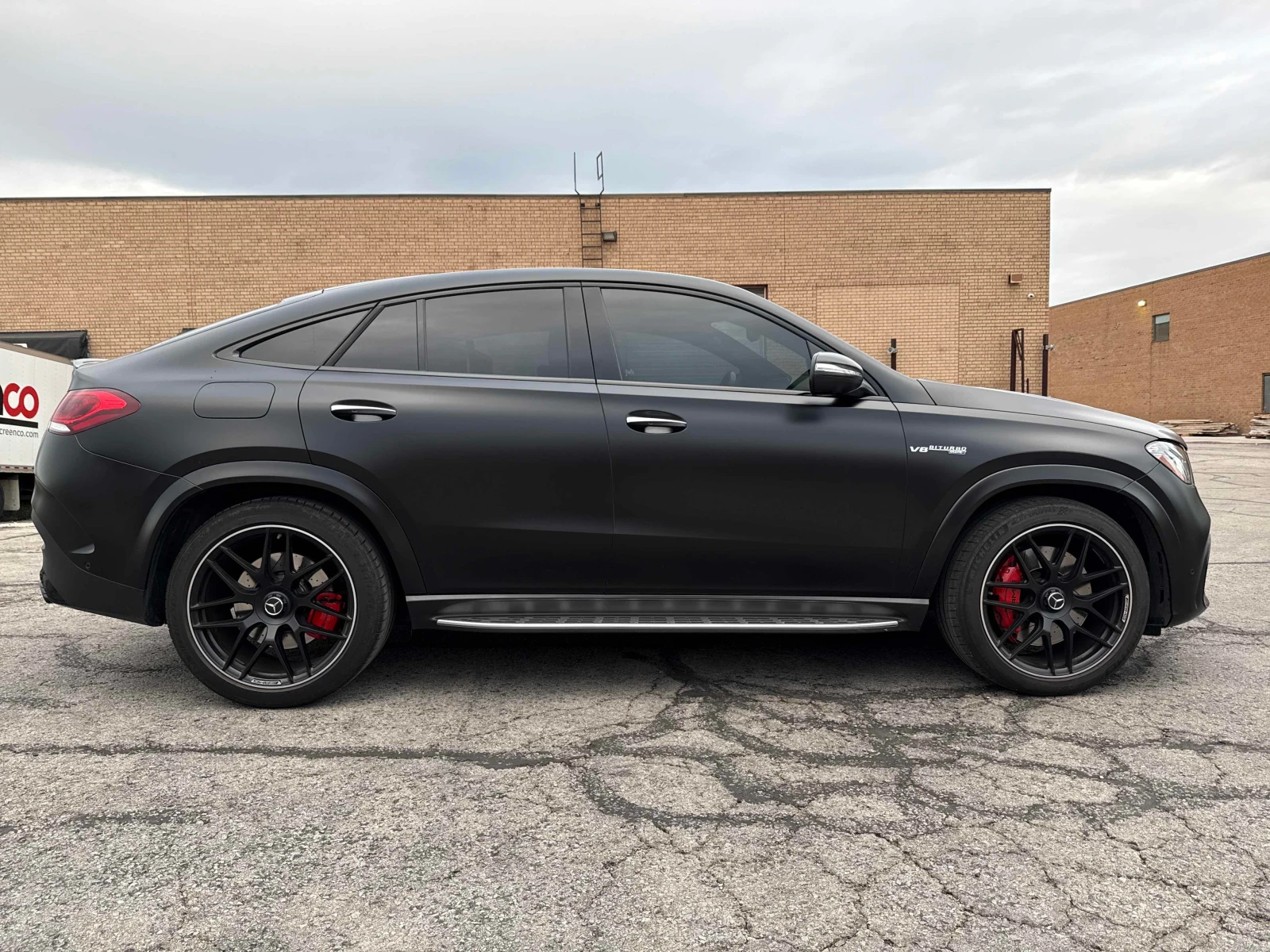 Mercedes-Benz GLE 63 S AMG  COUPE / DISTRONIC / 360 / MEMORY / BURMESTER , снимка 3 - Автомобили и джипове - 56127213