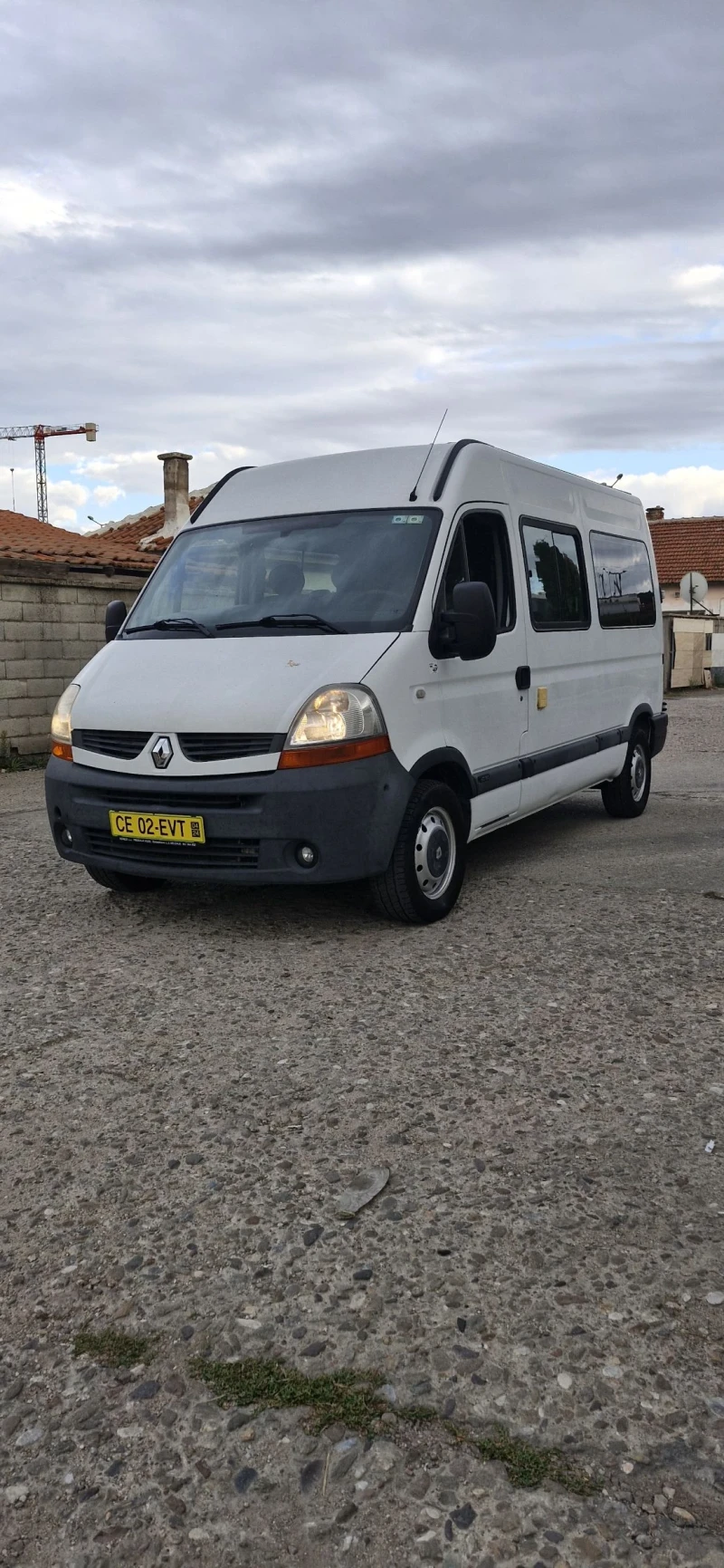 Renault Master 2.5 145к.с. 5+ 1 Климатик Като Нов , снимка 2 - Бусове и автобуси - 47677177