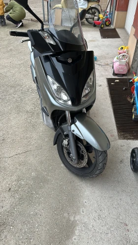     Yamaha X-max