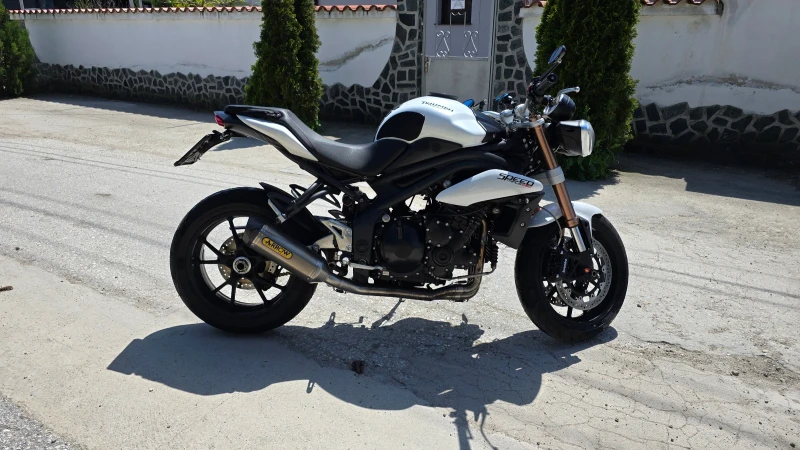 Triumph Speed Triple 1050S 2011