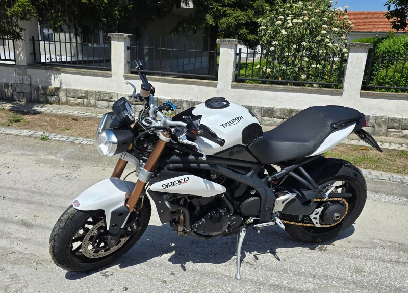 Triumph Speed Triple 1050S 2011, снимка 10 - Мотоциклети и мототехника - 52798759