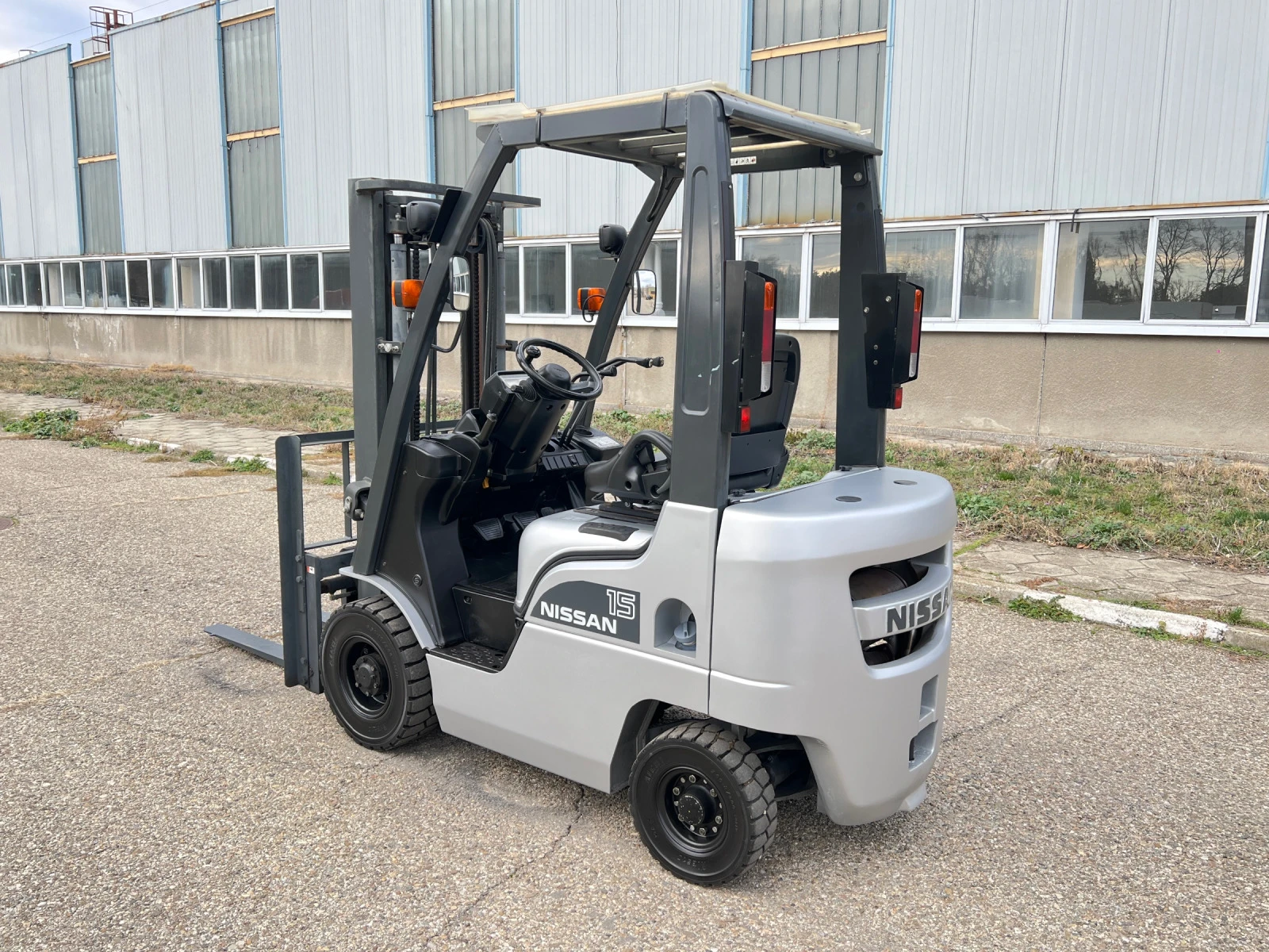  Nissan 1.5  /  /  /  | Mobile.bg   3