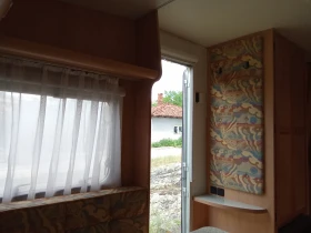 Каравана Burstner 500 TS, снимка 8