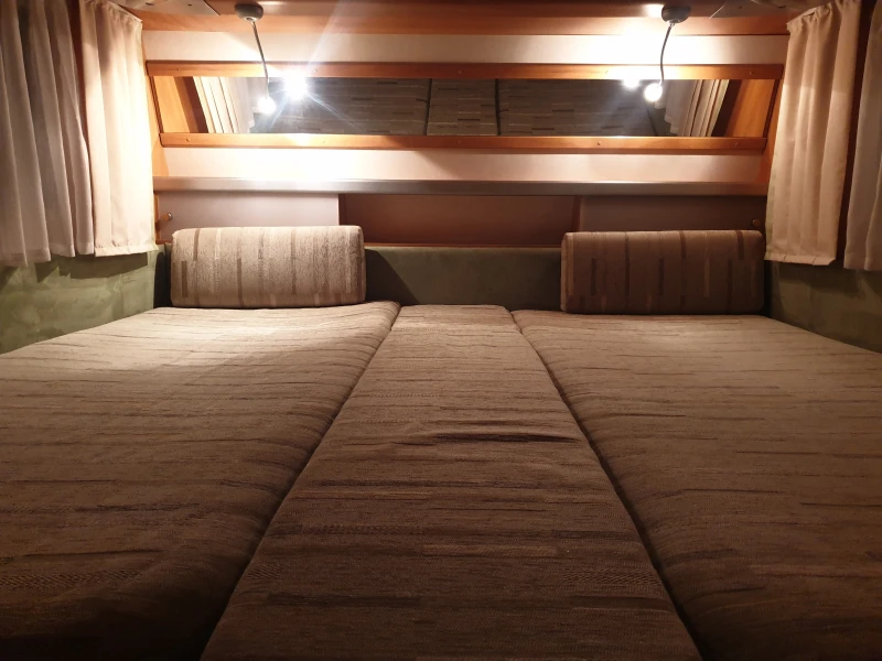 Каравана Wilk 530, снимка 8 - Каравани и кемпери - 53422107