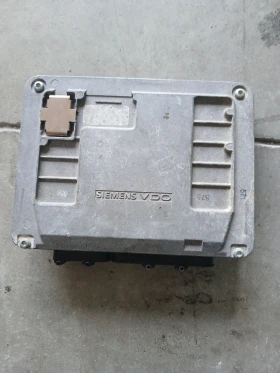 03E 906 023 B Компютър VW Polo , снимка 2